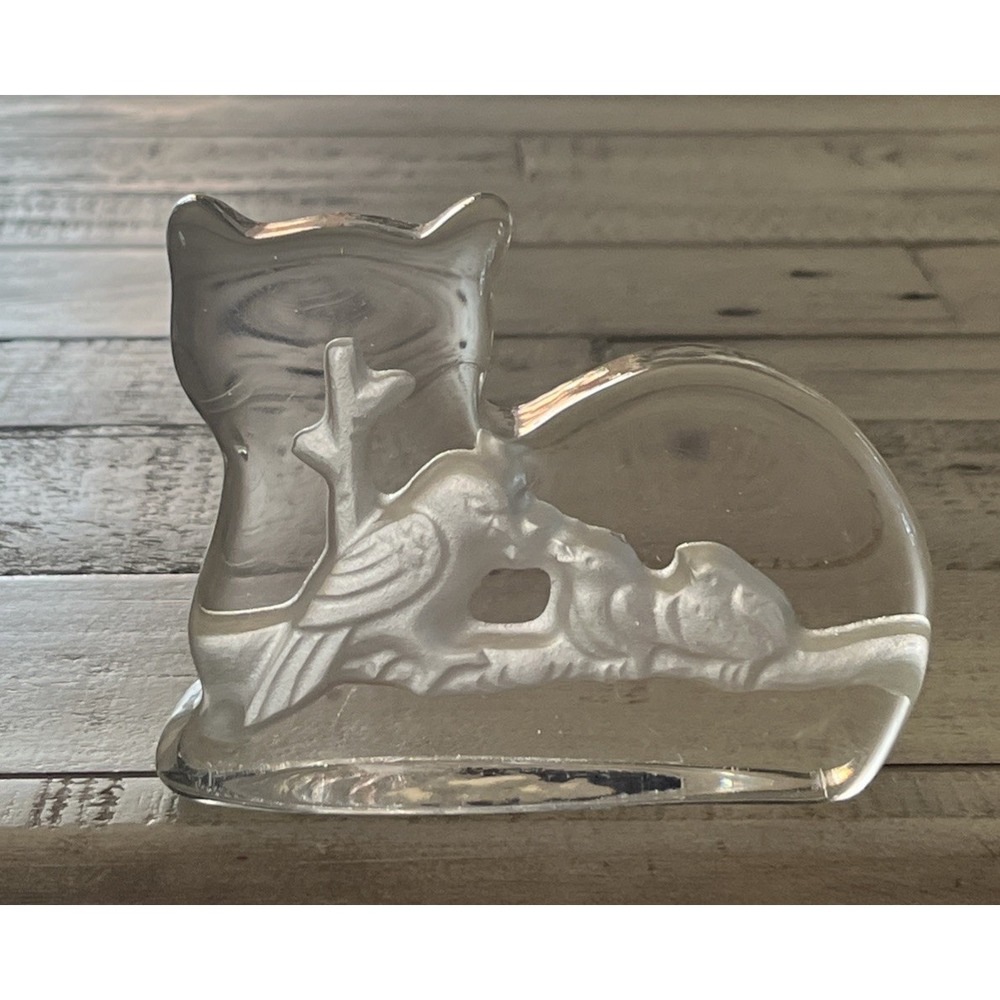 Glass Cat W/Engraved Birds Design Paperweight Stand or‎ Flat 3'H x 4'W x 1'D